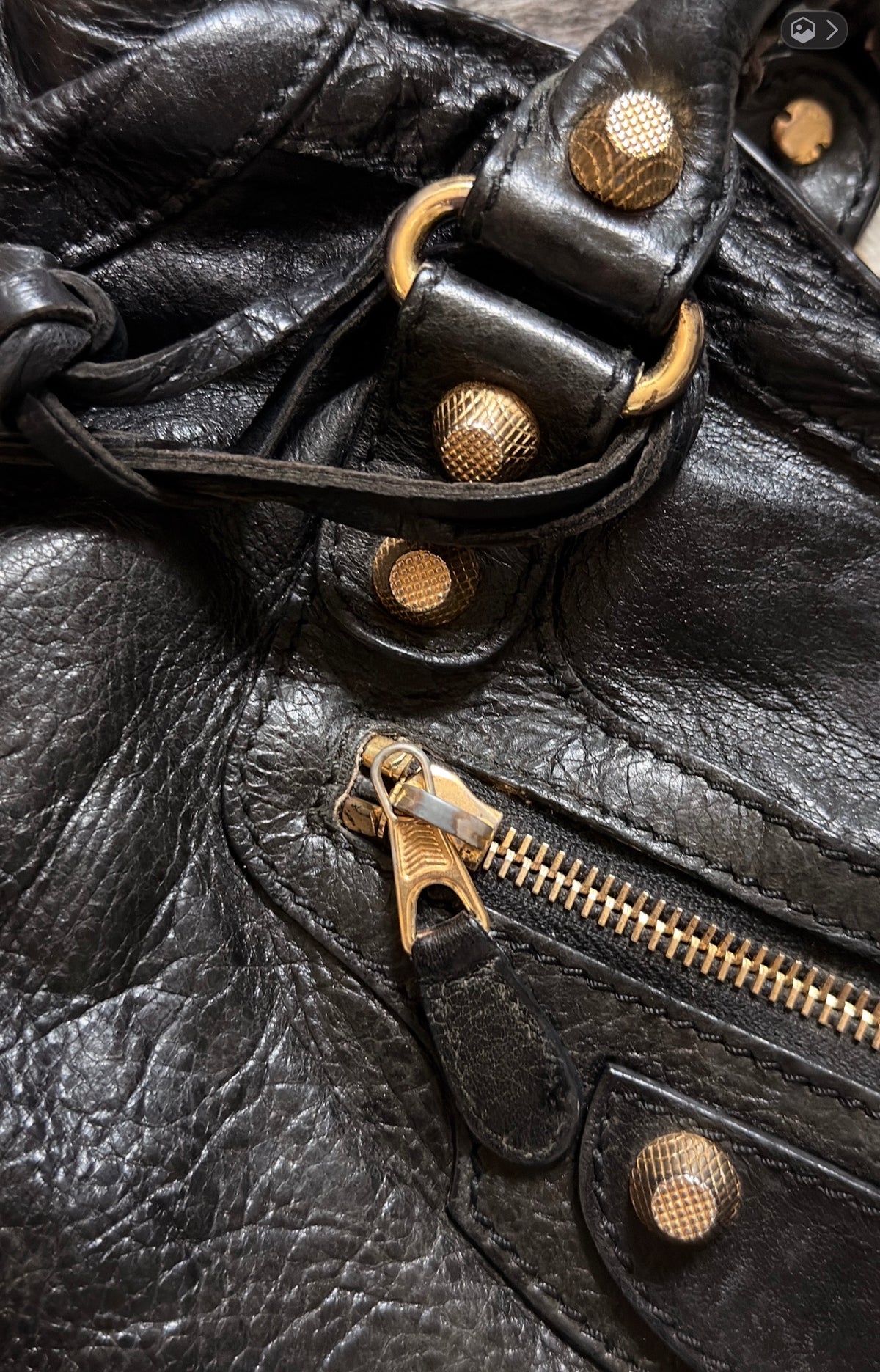 Balenciaga black medium city