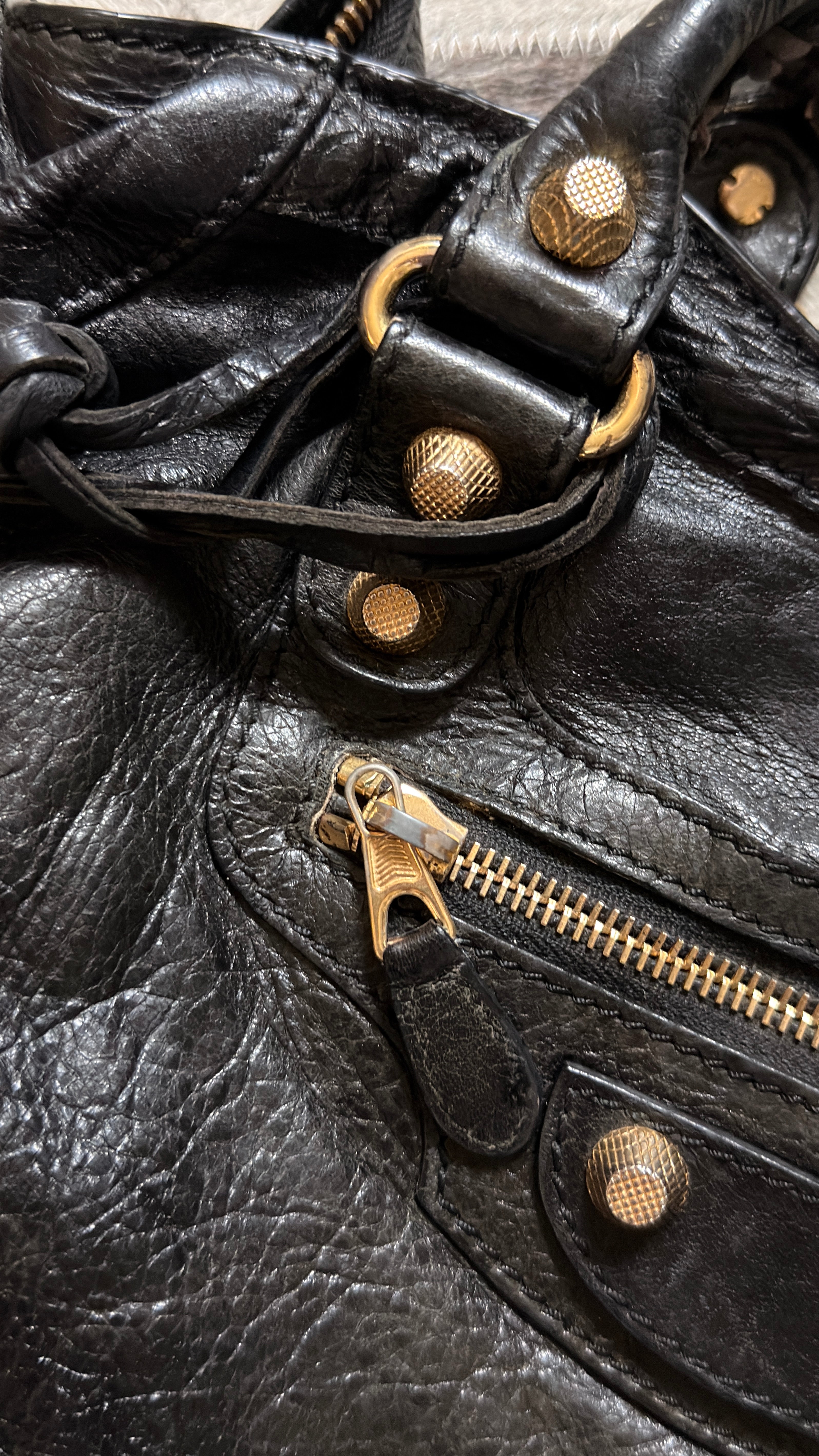 Balenciaga black medium city