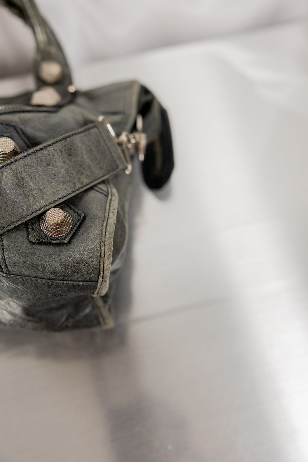 Balenciaga 2008 Gray Giant 21 Stud City