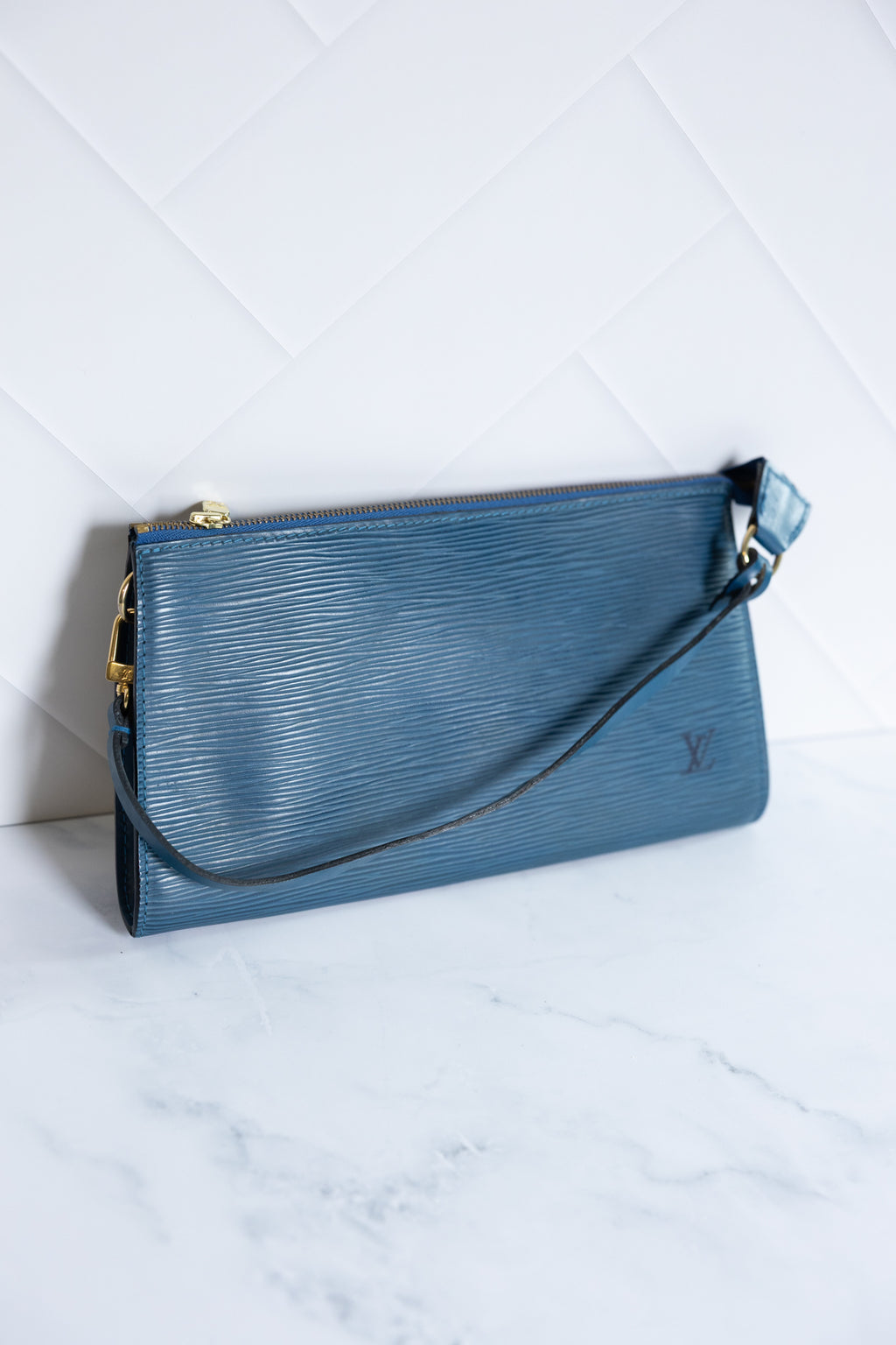 Louis Vuitton Epi Pochette