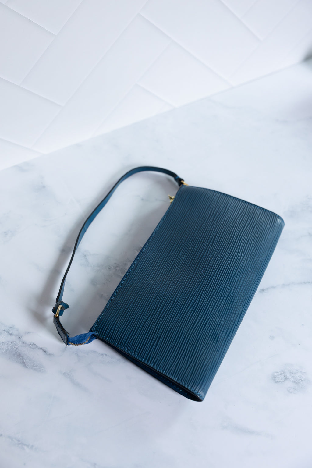 Louis Vuitton Epi Pochette