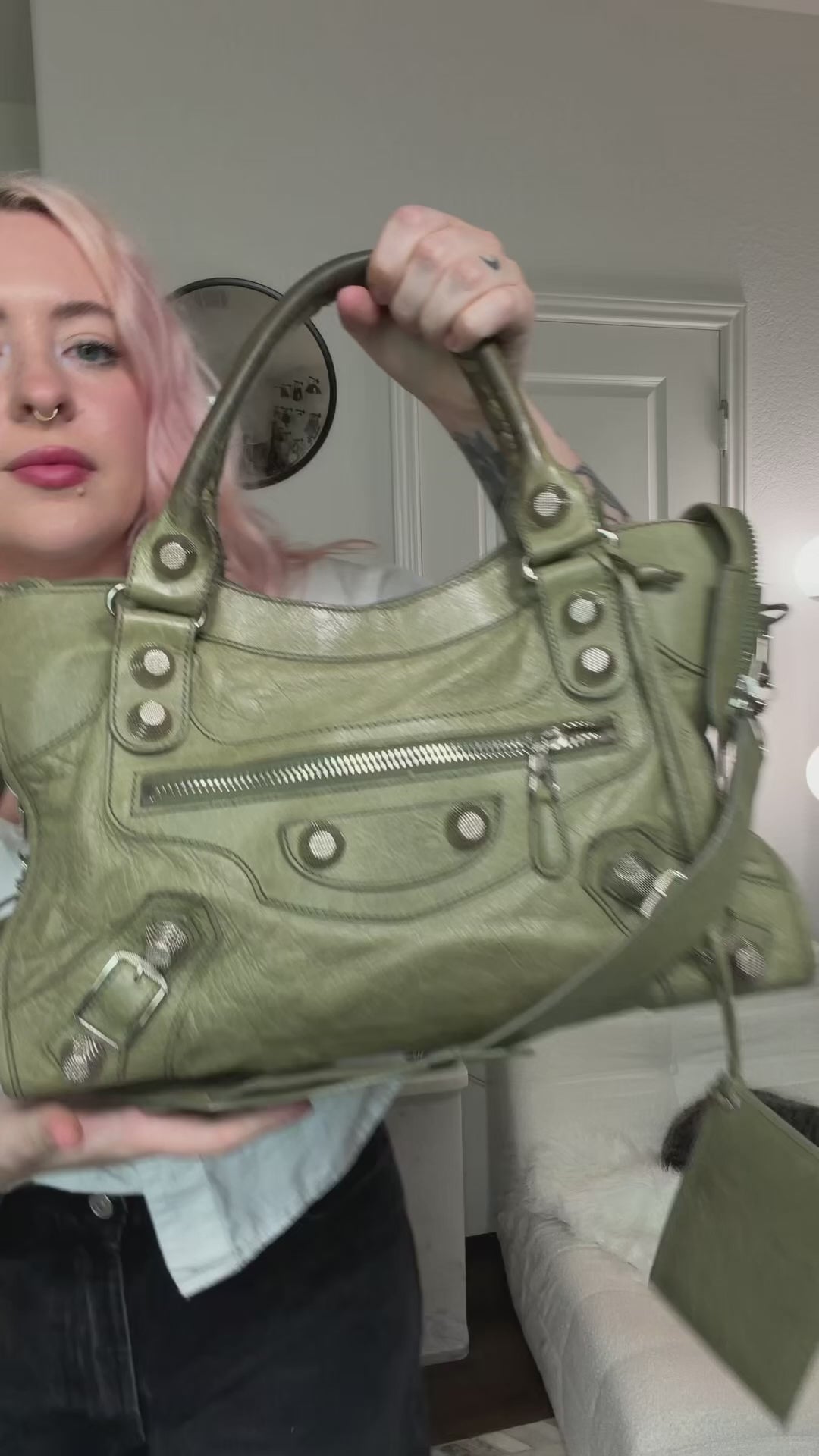 BALENCIAGA オリーブグリーン バングル BALENCIAGA オリーブグリーン バングル BALENCIAGA】 Saint-Germain