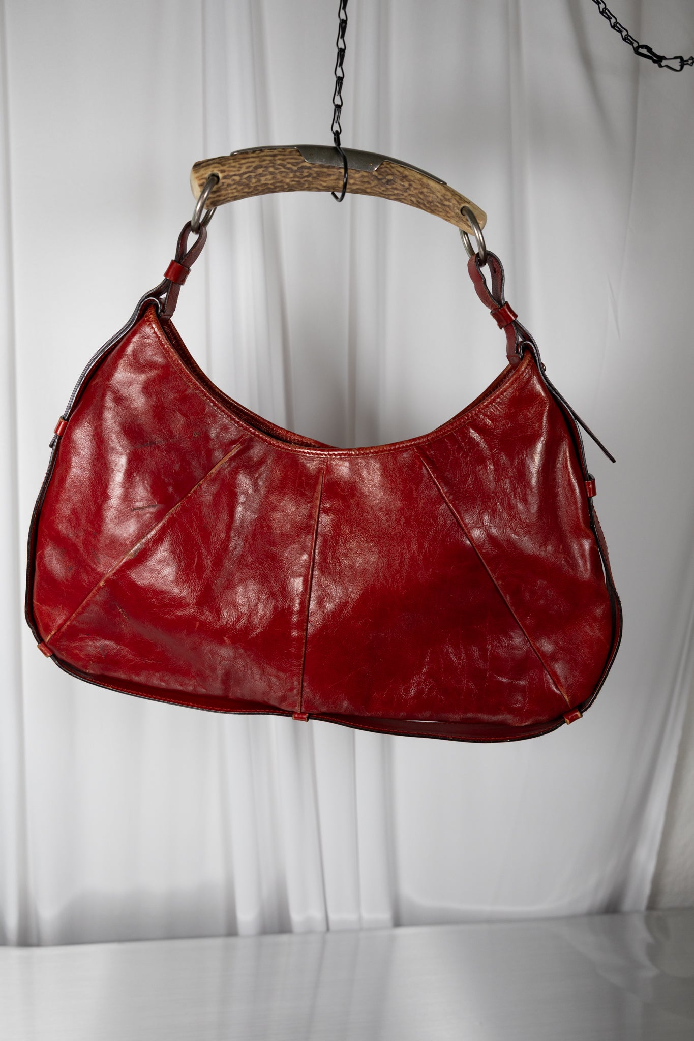 Ysl Red Momabsa