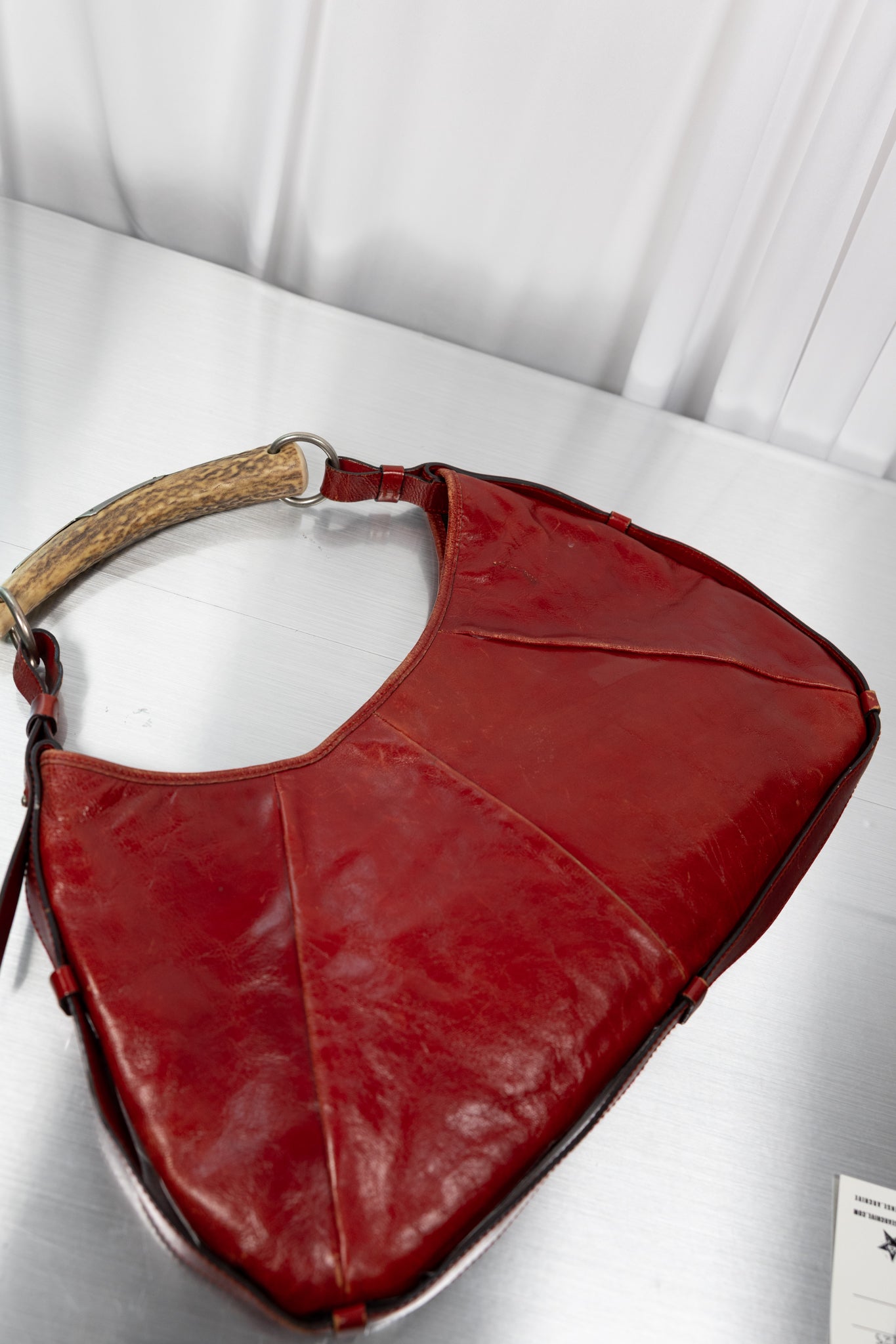 Ysl Red Momabsa