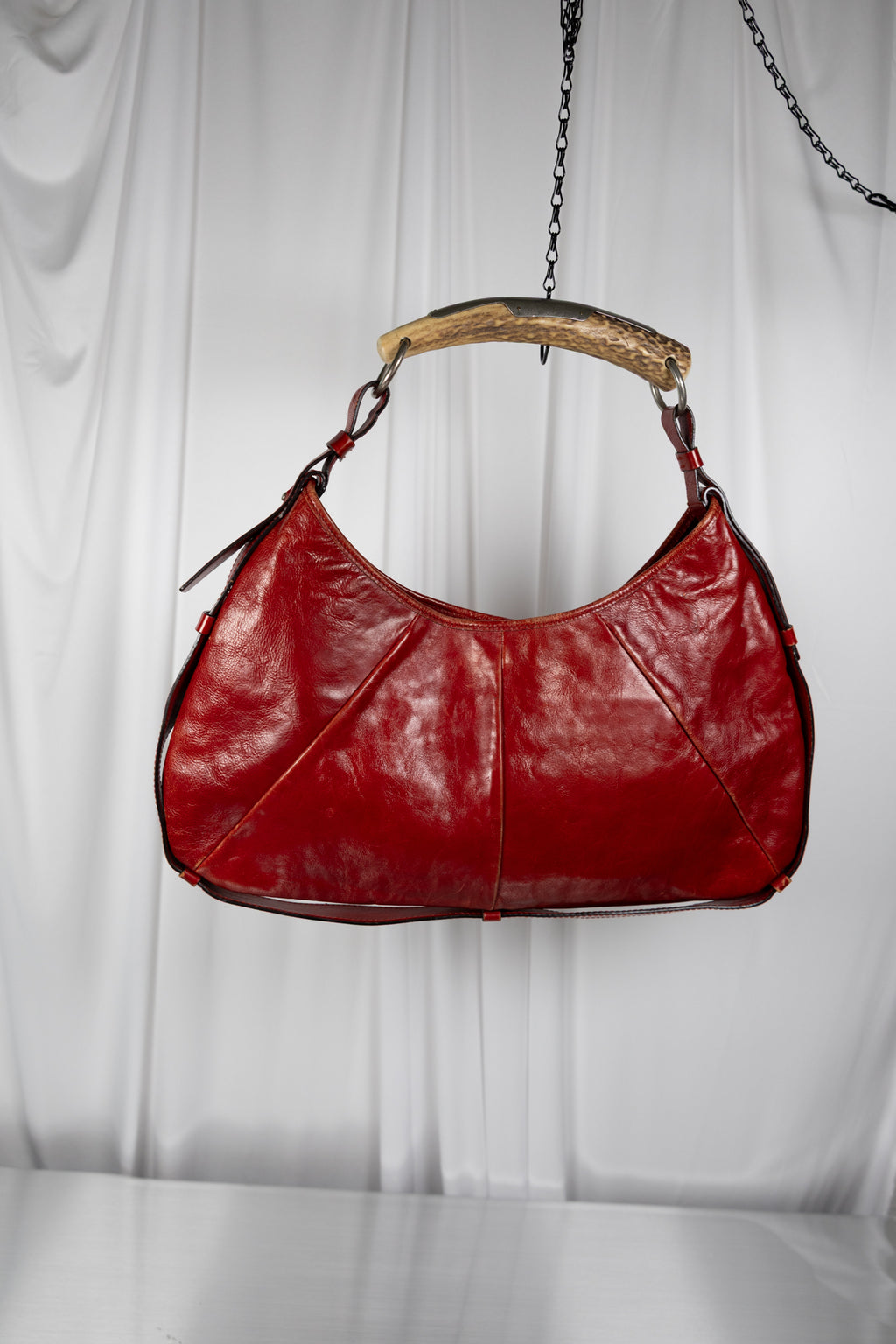 Ysl Red Momabsa
