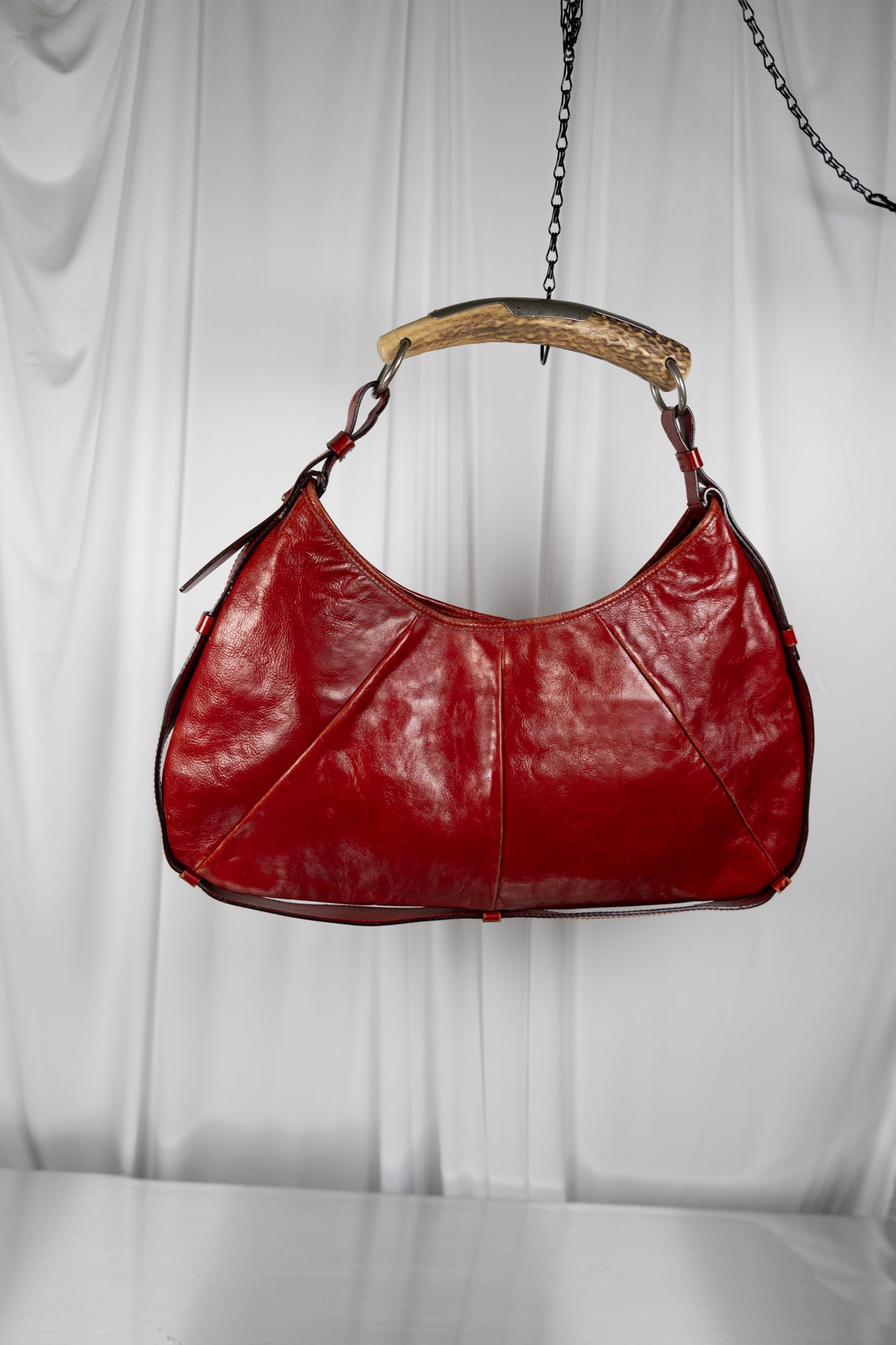 Ysl Red Momabsa